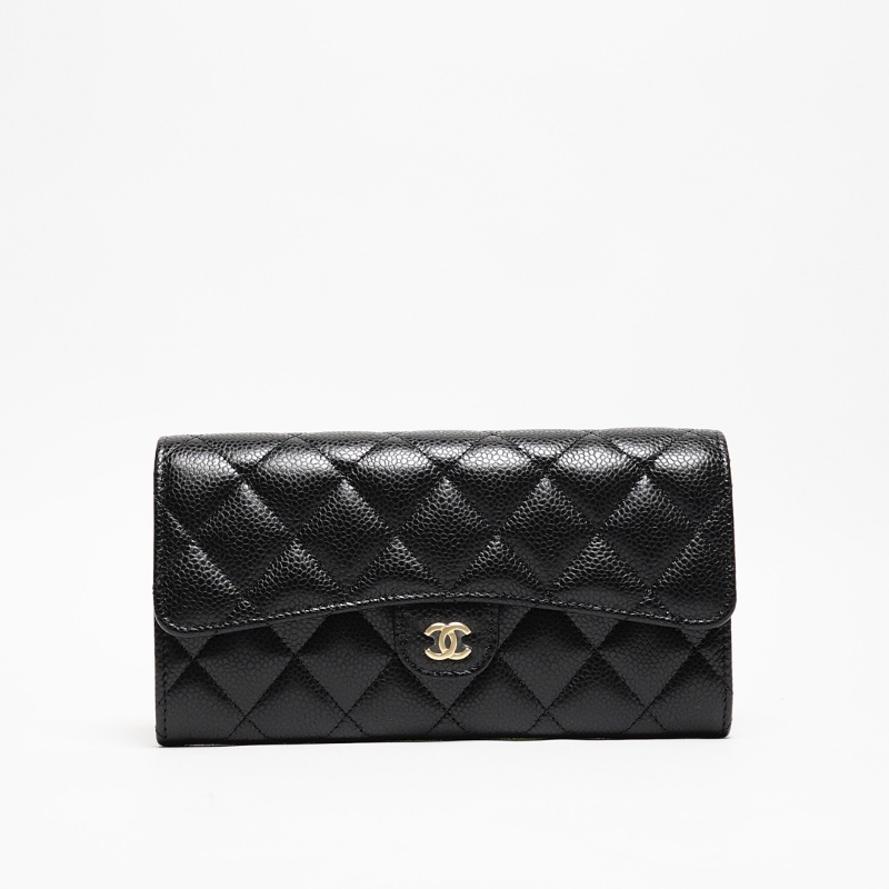 CHANEL 經典金色雙C LOGO菱格粒紋牛皮暗釦長夾-0