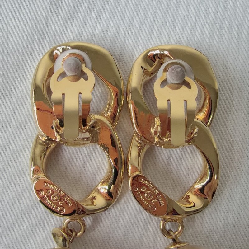 CHANEL Vintage老香珍珠夾式耳環-6