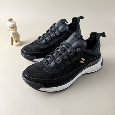 CHANEL/香奈兒 黑白金扣雙C運動鞋 37碼 97 新 品相完美 金扣設計