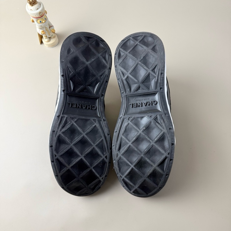 CHANEL/香奈兒 黑白金扣雙C運動鞋 37碼 97 新 品相完美 金扣設計-6