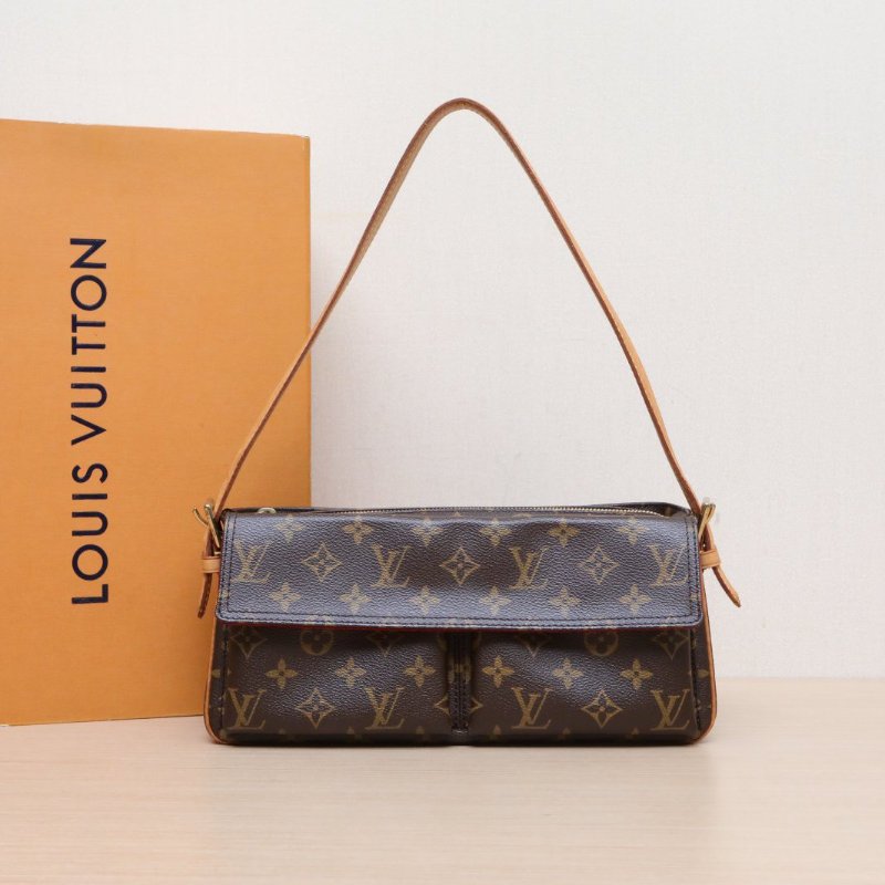 LOUIS VUITTON 中古駱駝包小號老花PVC金扣2004肩背包-0