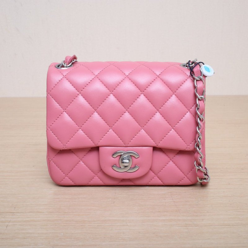 CHANEL CF口蓋包方胖子17粉色羊皮晶片開銀扣肩背包-1