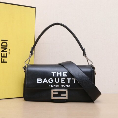 FENDI 黑色牛皮銀扣fendixMJ聯名Baguette字母法棍包肩背包
