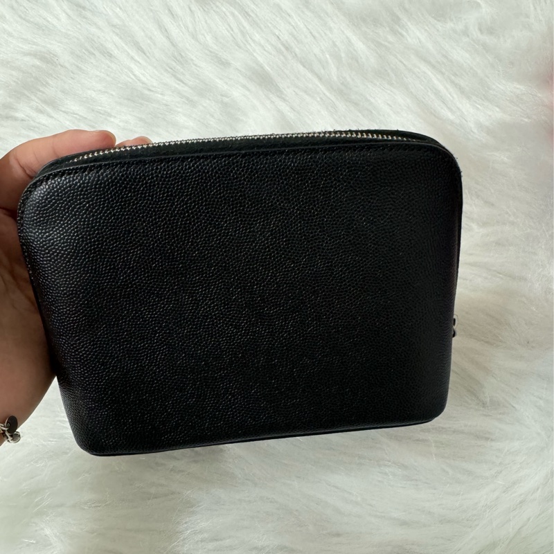 ysl 荔枝牛皮 化妝收納包-1