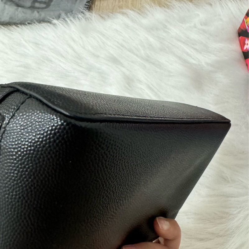 ysl 荔枝牛皮 化妝收納包-3