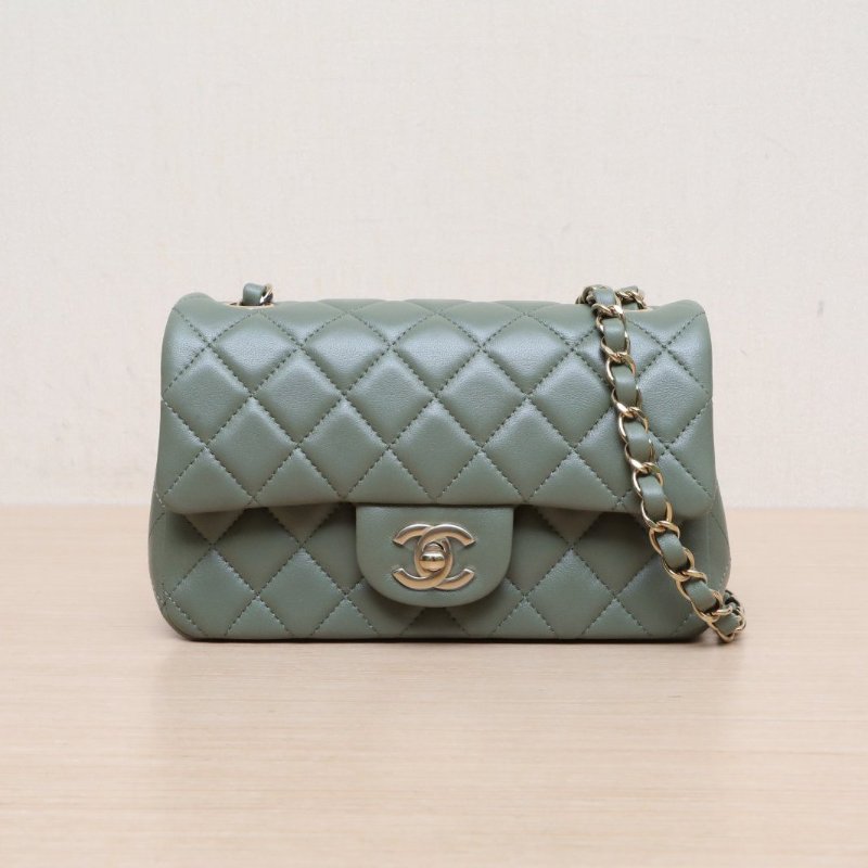 CHANEL CF口蓋包大Mini20綠色羊皮晶片開金扣肩背包-1