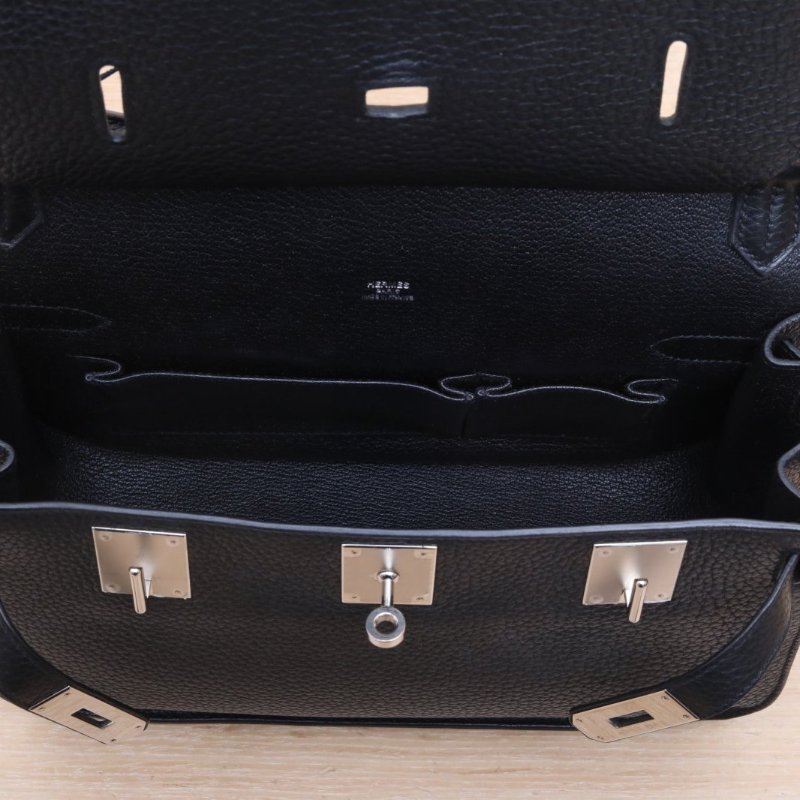 HERMES 吉普賽Jypsiere2889黑色TC皮T刻銀扣肩背包-2