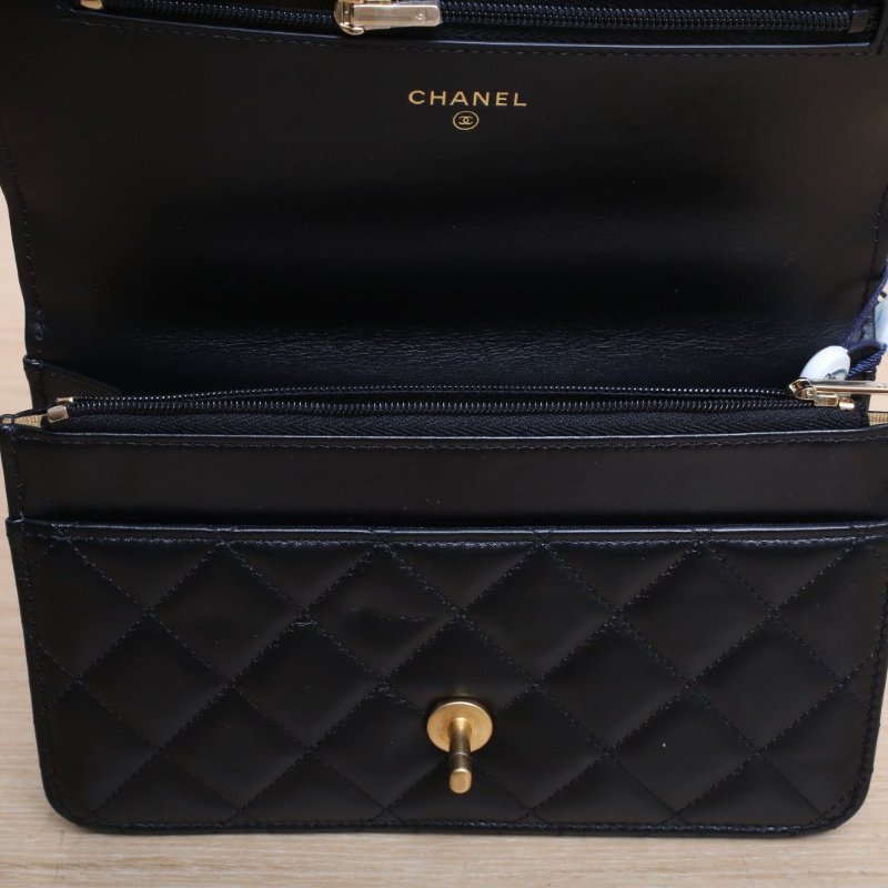 CHANEL 24CCFWOC19黑色牛皮晶片開金扣雙金珠皮穿鏈肩背包-2