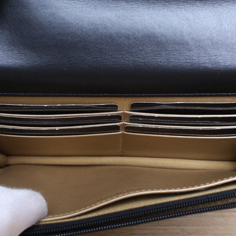 CHANEL 24CCFWOC19黑色牛皮晶片開金扣雙金珠皮穿鏈肩背包-3