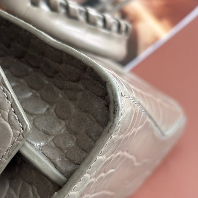 ::BALENCIAGA:: 巴黎世家 牛皮鱷魚壓紋 奶茶色迷你機車包 nano neo city 斜背/側背/手提-16