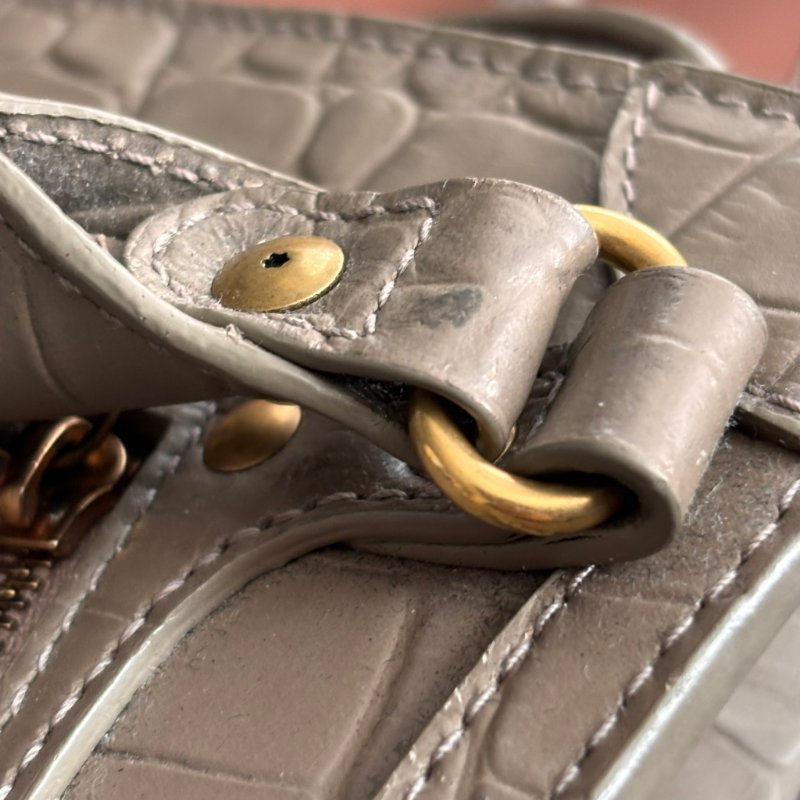 ::BALENCIAGA:: 巴黎世家 牛皮鱷魚壓紋 奶茶色迷你機車包 nano neo city 斜背/側背/手提-39