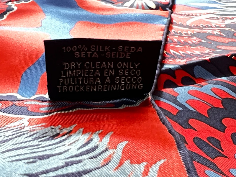 Hermes 愛馬仕美惠三女神 絲巾 圍巾(全新收藏的)-4