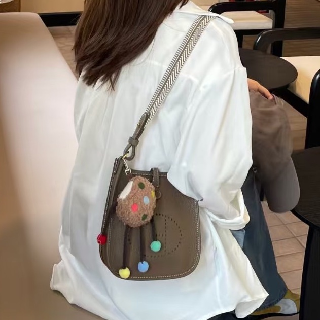 【全新品】Hermes愛馬仕大象灰mini evelyne16伊芙琳單肩斜挎包Z刻-13