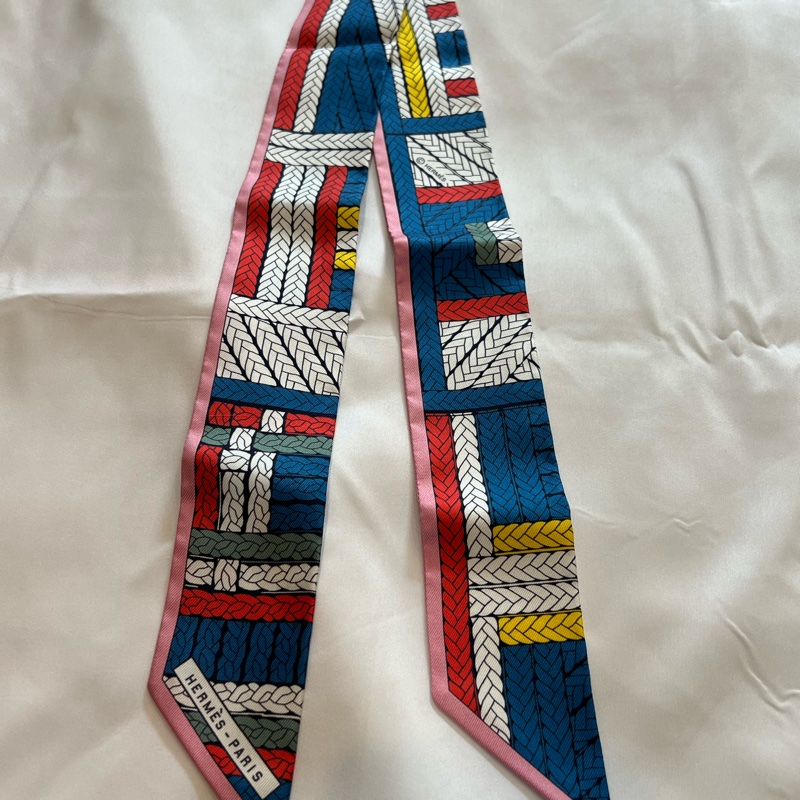 Hermes 愛馬仕 Twilly 絲巾(全新收藏品)-1