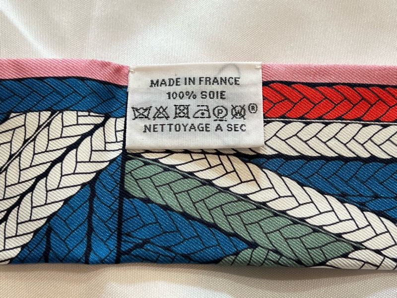 Hermes 愛馬仕 Twilly 絲巾(全新收藏品)-2