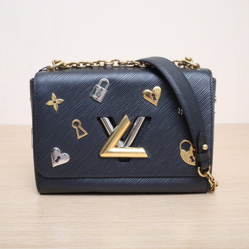 LOUIS VUITTON TWIST中號23黑色EPI水波紋牛皮金扣2019肩背包-1