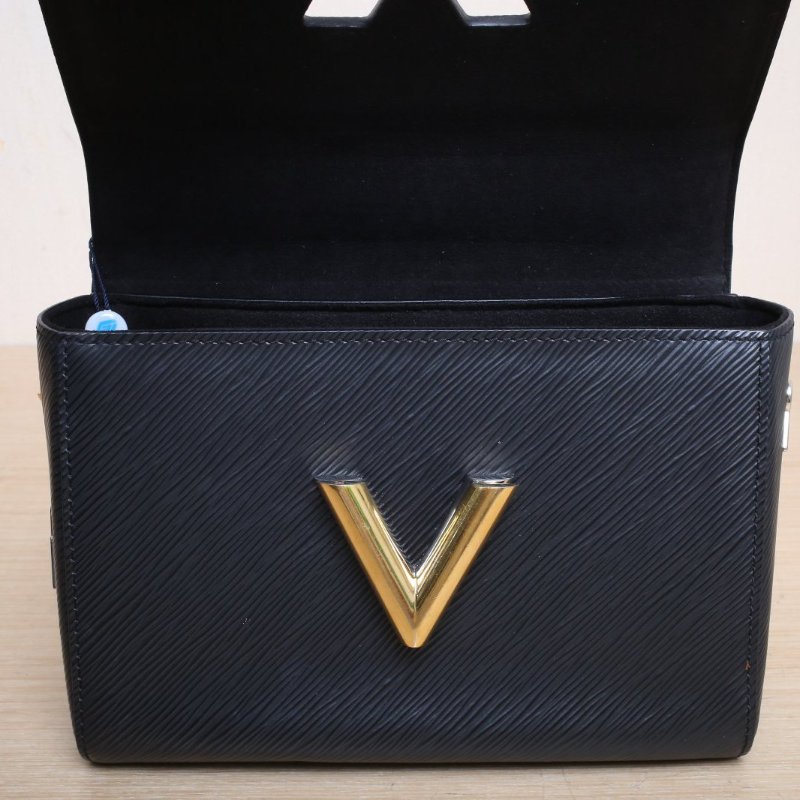 LOUIS VUITTON TWIST中號23黑色EPI水波紋牛皮金扣2019肩背包-2