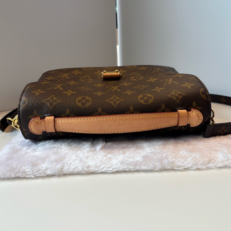 路易威登/LV 經典老花金扣 郵差包20年 98新-4