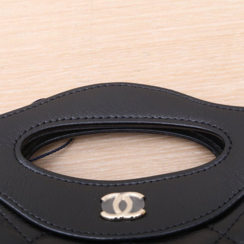 CHANEL 31BagNano橫版20.5黑色羊皮鐳射標淺金扣肩背包-2