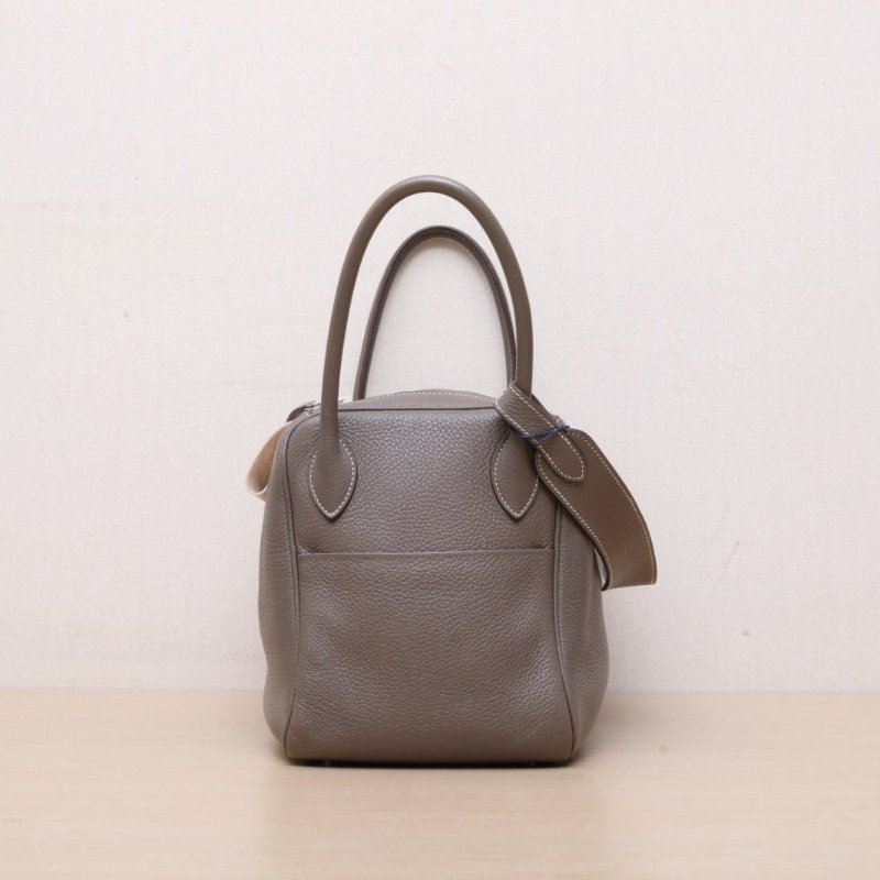 HERMES Lindy3418大象灰TC皮框P銀扣肩背包-4