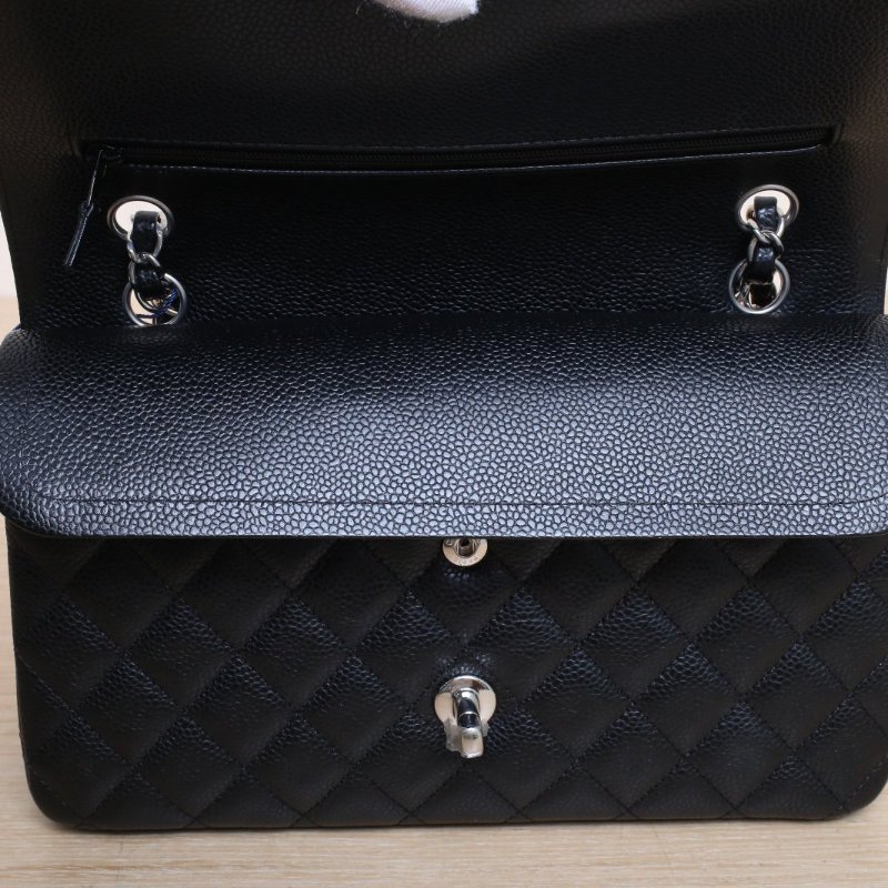 CHANEL CF口蓋包中號25.5黑色荔枝牛皮晶片開銀扣肩背包-2