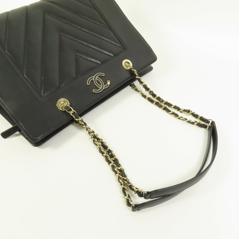 CHANEL 牛皮皮革Shoulder Bag金扣肩背袋-4