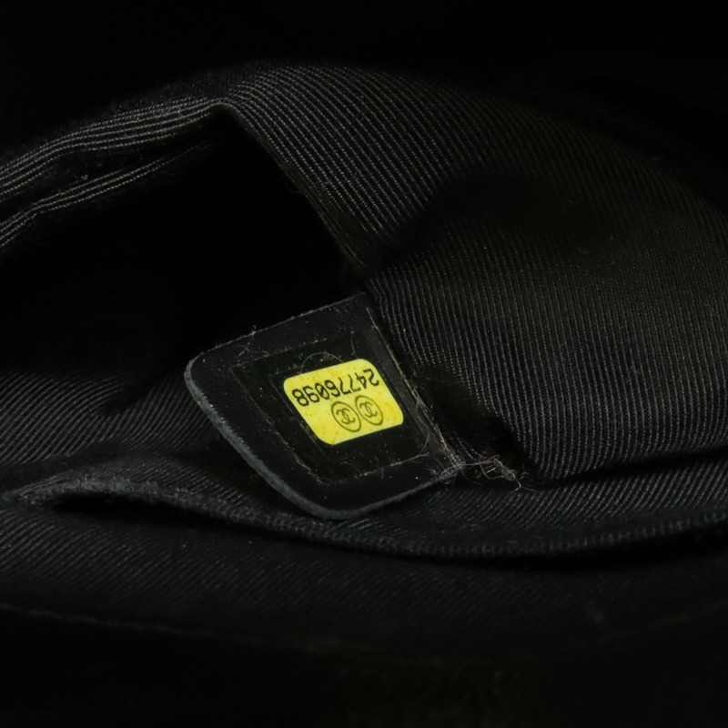 CHANEL 牛皮皮革Shoulder Bag金扣肩背袋-8