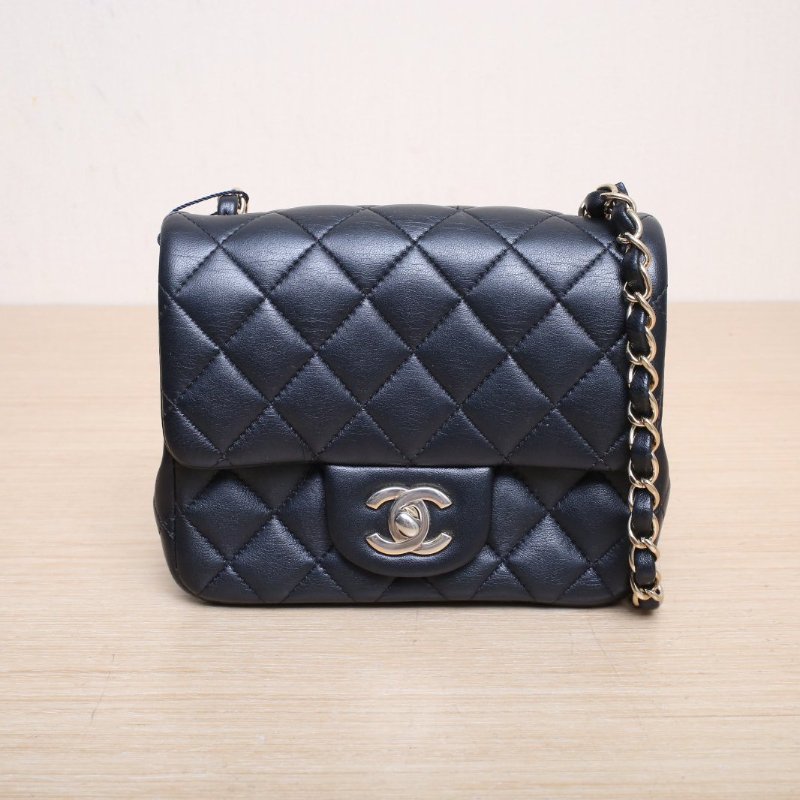 CHANEL CF口蓋包方胖子17黑色羊皮30開淺金扣肩背包-1