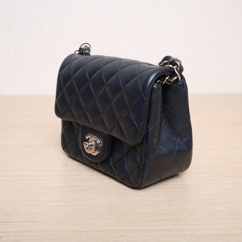 CHANEL CF口蓋包方胖子17黑色羊皮30開淺金扣肩背包-4