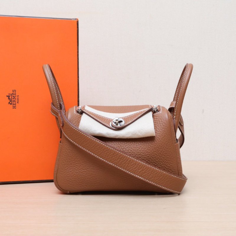 HERMES LindyMini37金棕色TC皮W刻銀扣肩背包-0