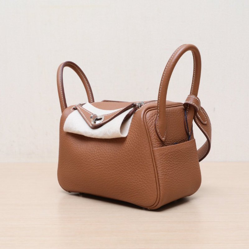 HERMES LindyMini37金棕色TC皮W刻銀扣肩背包-2