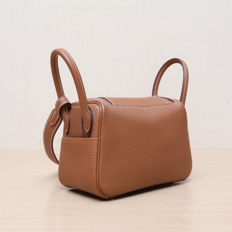 HERMES LindyMini37金棕色TC皮W刻銀扣肩背包-4