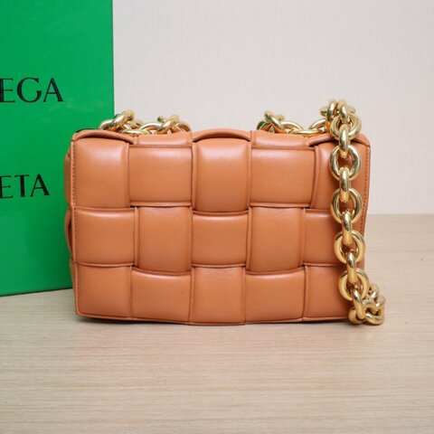 BOTTEGA VENETA CassetteChain粗鏈條26橙色羊皮肩背包