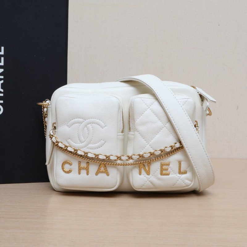 CHANEL 白色牛皮晶片開金扣22c早春雙口袋炸藥包相機包金屬鏈條郵差包肩背包-0