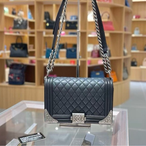 Chanel 宫廷款黑银牛leboy中好号链条包