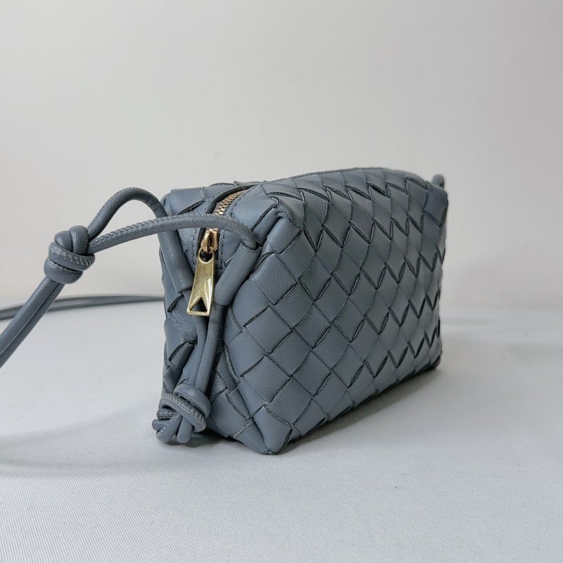 BV Mini Loop灰藍色編織相機包-3