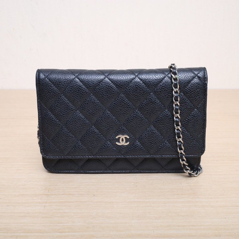 CHANEL CFWOC19黑色荔枝牛皮30開銀扣肩背包-1