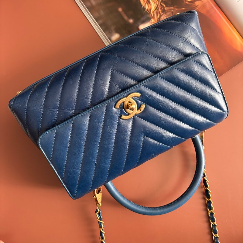 ::CHANEL:: 藍色牛皮山型紋 CocoHandle 28 手提 斜背 兩用包-0