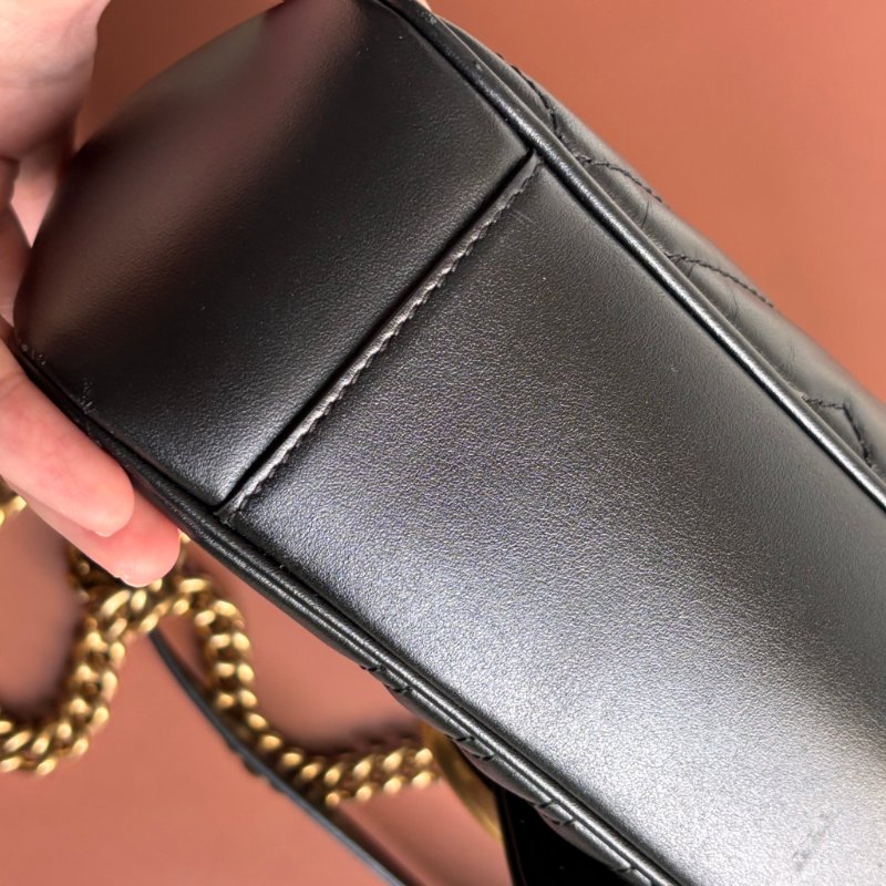 ::GUCCI:: 金屬GG Marmont 黑色皮革肩背包 斜背包 中號31公分-5