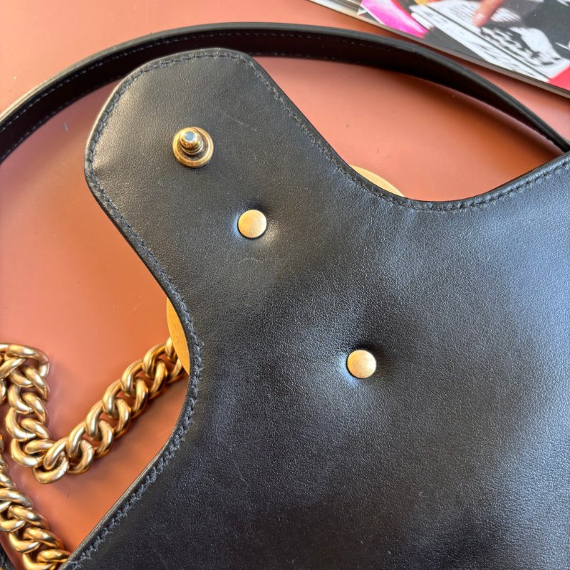 ::GUCCI:: 金屬GG Marmont 黑色皮革肩背包 斜背包 中號31公分-21