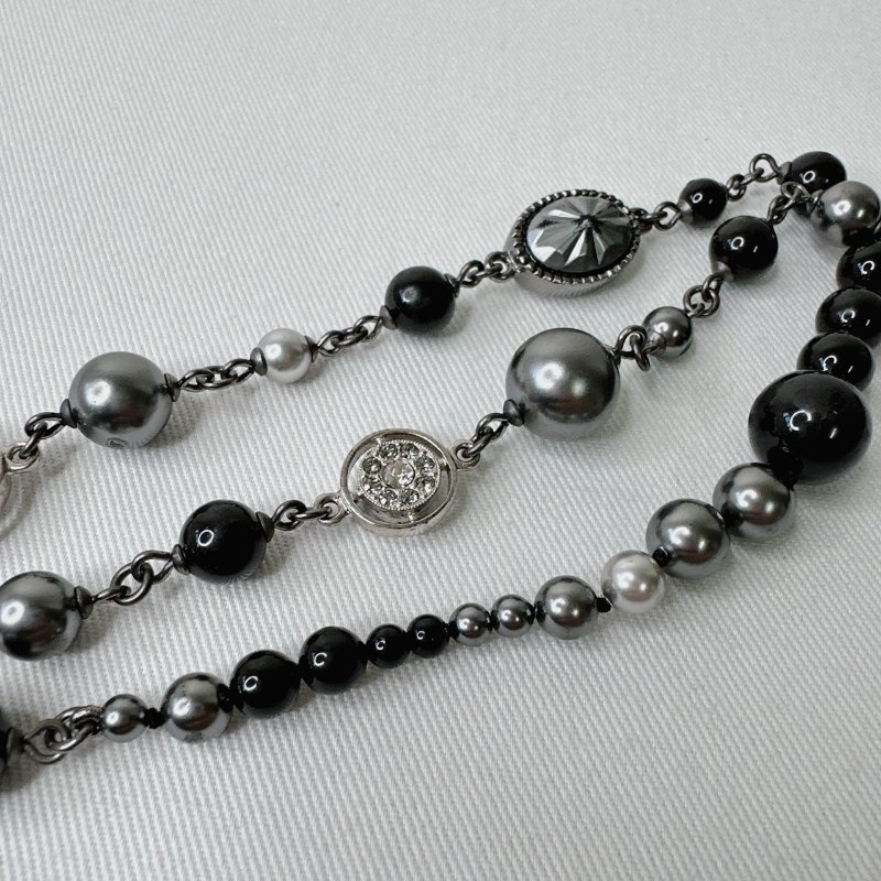 CHANEL 黑銀珠飾手鍊-2