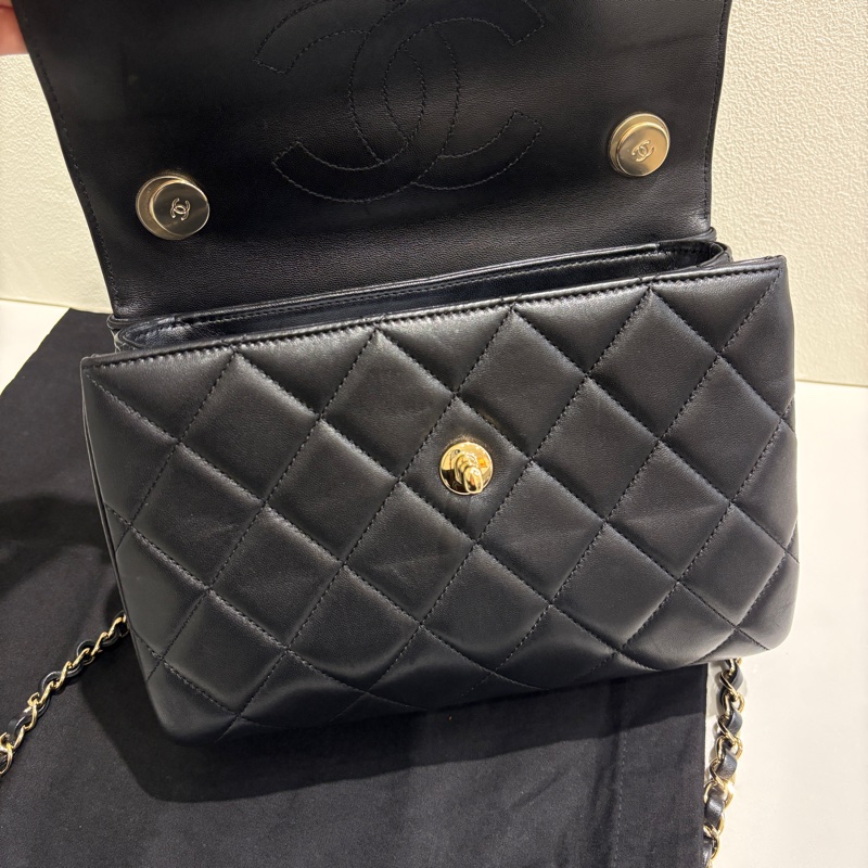 Chanel Trendy cc黑羊皮淡金釦手提斜背包-8