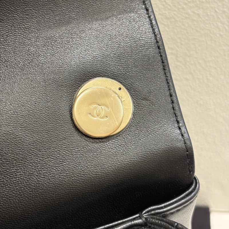 Chanel Trendy cc黑羊皮淡金釦手提斜背包-10