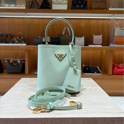 Prada Panier 肩背斜背水桶包