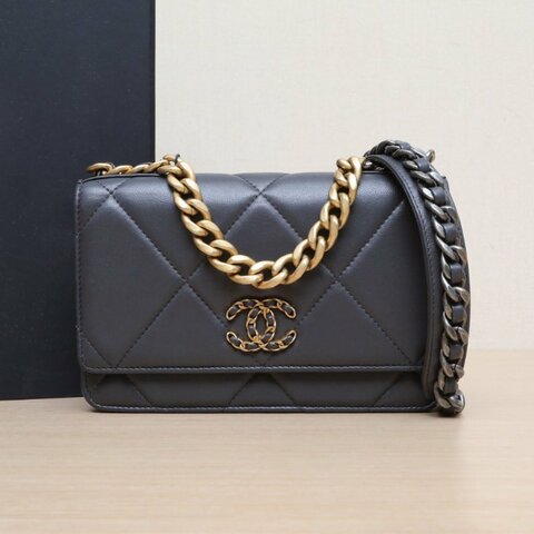 CHANEL 19BAG吸扣WOC19灰色羊皮晶片開金銀扣肩背包
