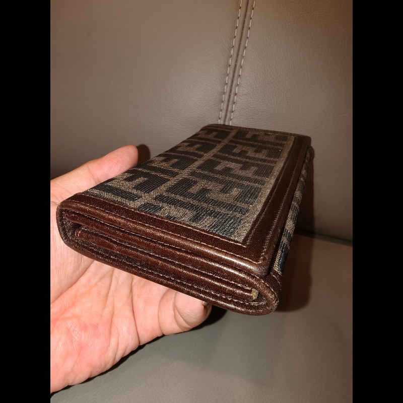 不議價日本帶回,年終特價出清fendi長夾-3