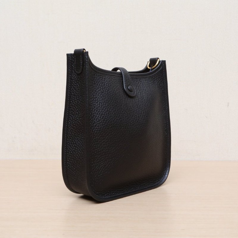 HERMES EvelyneMini1689黑色TC皮W刻金扣肩背包-4