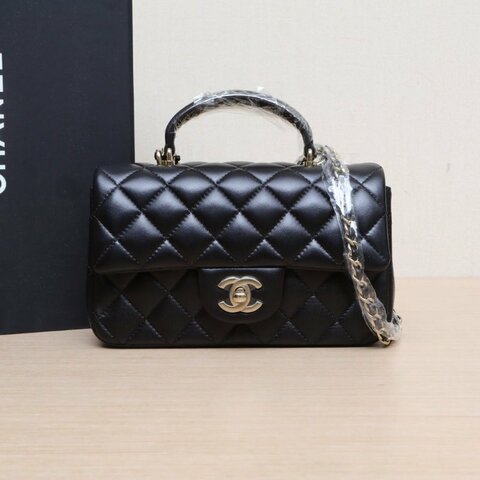 CHANEL 黑色羊皮晶片開金扣淺CF手提大mini新款硬底肩背包