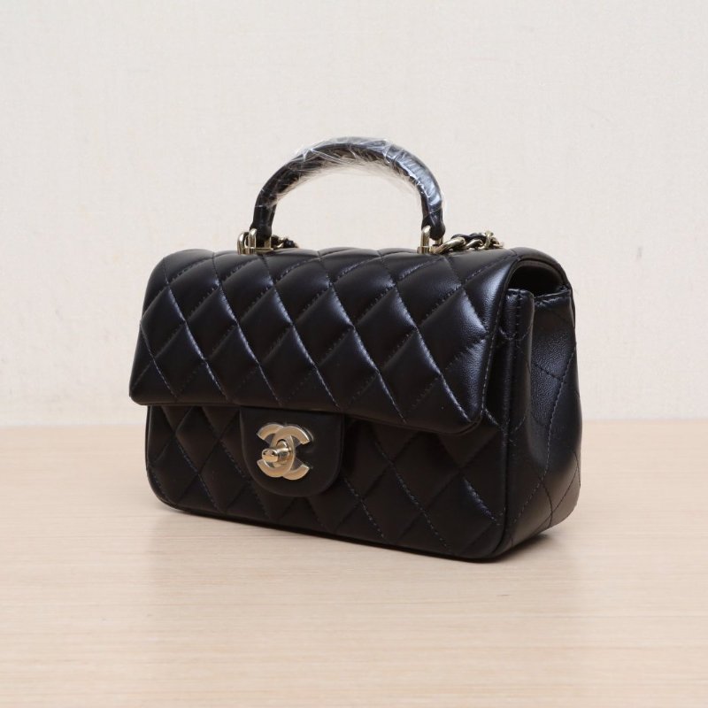 CHANEL 黑色羊皮晶片開金扣淺CF手提大mini新款硬底肩背包-4