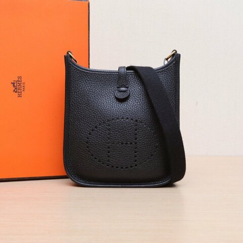 HERMES EvelyneMini1689黑色TC皮U刻金扣肩背包